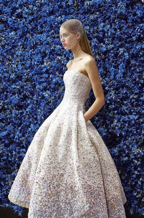 dior raf simons fall 15|Dior Haute Couture Fall 2015 .